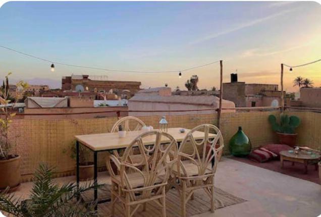 Riad Isabele In Old Medina Marrakesh Bagian luar foto